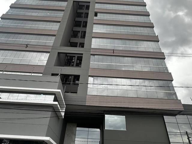 #4400 - Apartamento para Venda em Arapongas - PR - 1