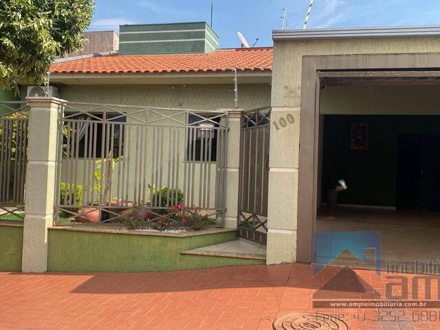 #4409 - Casa para Venda em Arapongas - PR - 1