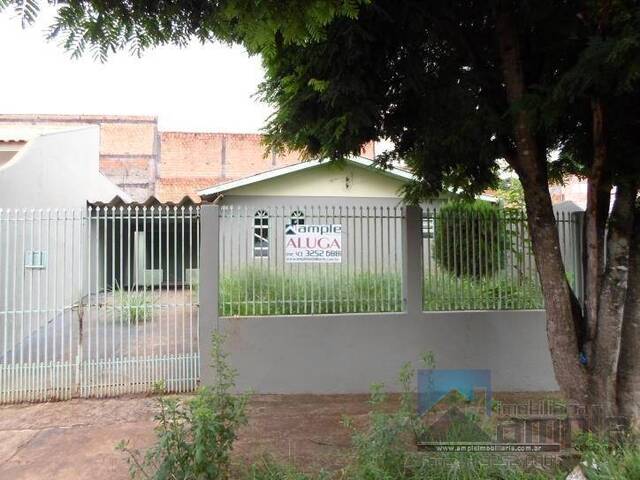#889 - Casa para Locação em Arapongas - PR